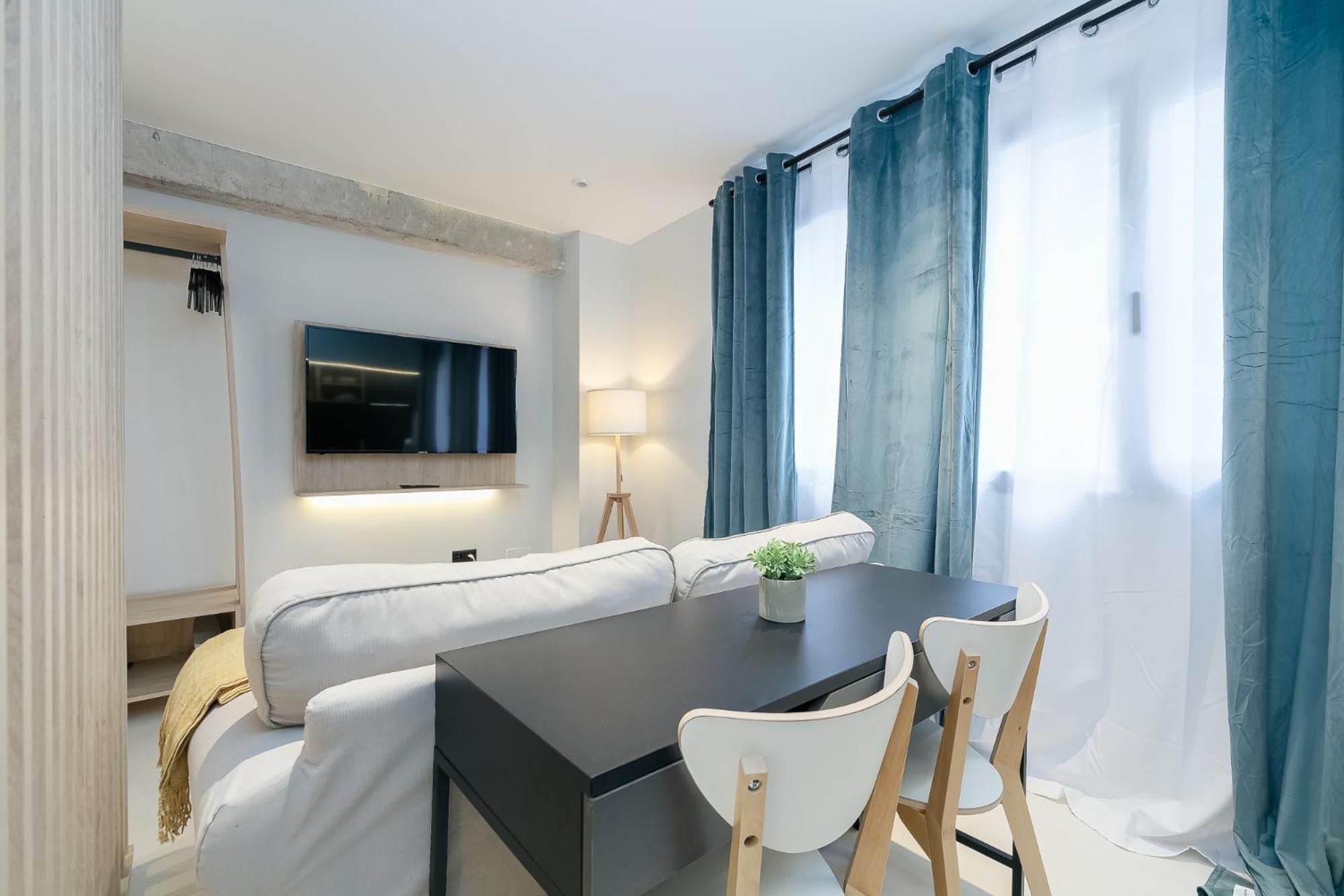 Appartamento Elegante Y Luminoso En - Apto 2 By